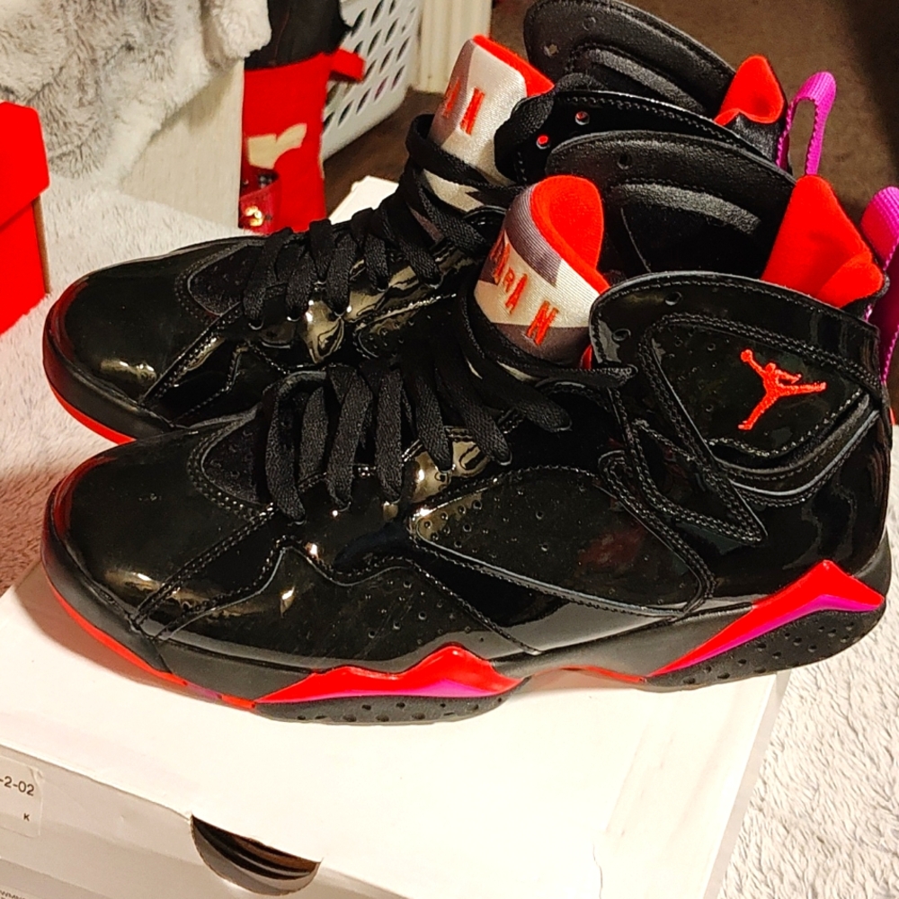 WMNS JORDAN 7 RETRO